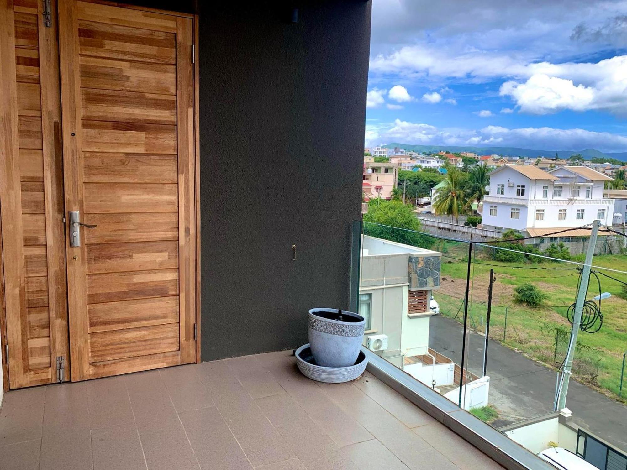 Newwave Luxury Residence Appt No 7 Flic-en-Flacq Esterno foto